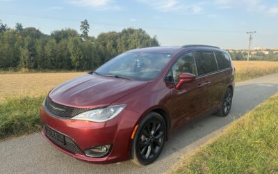 Chrysler Pacifica S 2018